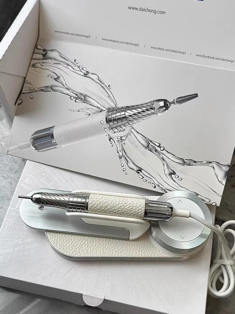 

Новый полировщик для ногтей четвертого поколения от Dachuang — специальное средство для снятия лака, водостойкое, для салонов красоты, а также электрический полировщик.