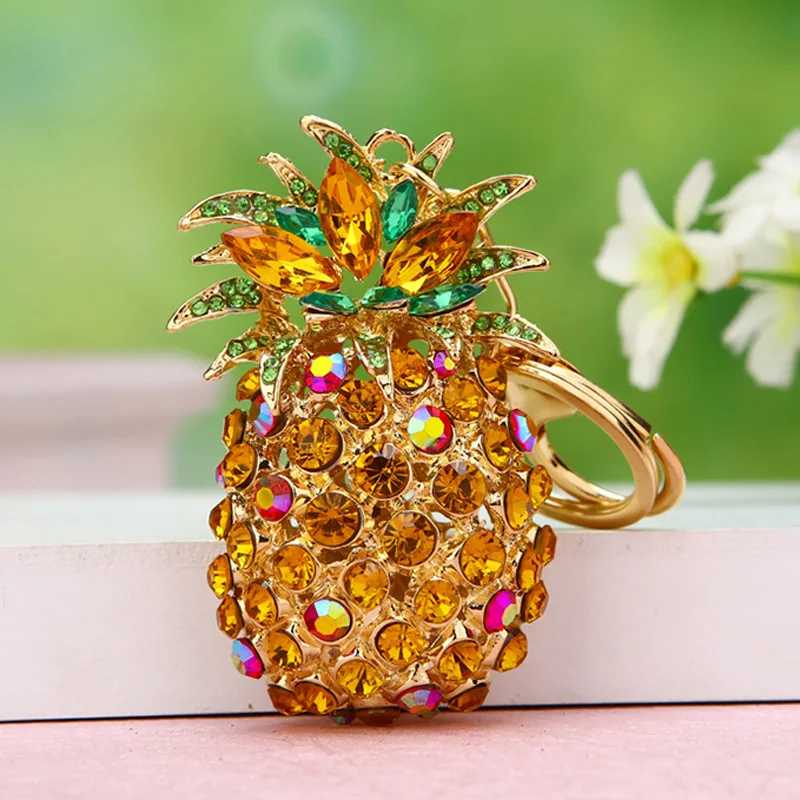 

Crystal Pineapple Keychain Charms Tropical Fruit Key Chain Ring Women Bag Purse Pendant Keyring For Car Styling