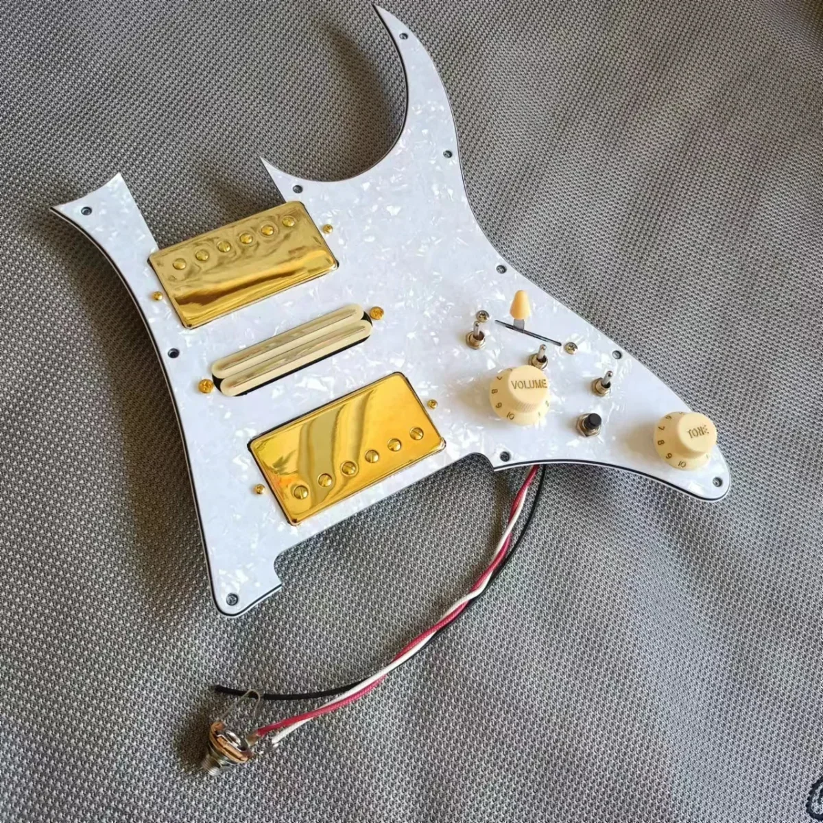 RG Prewired Loaded Pickguard Gold WVC Alnico V and Mini Humbucker Pickups Coil Split Guitar High Output Pickup 3 Single Cut