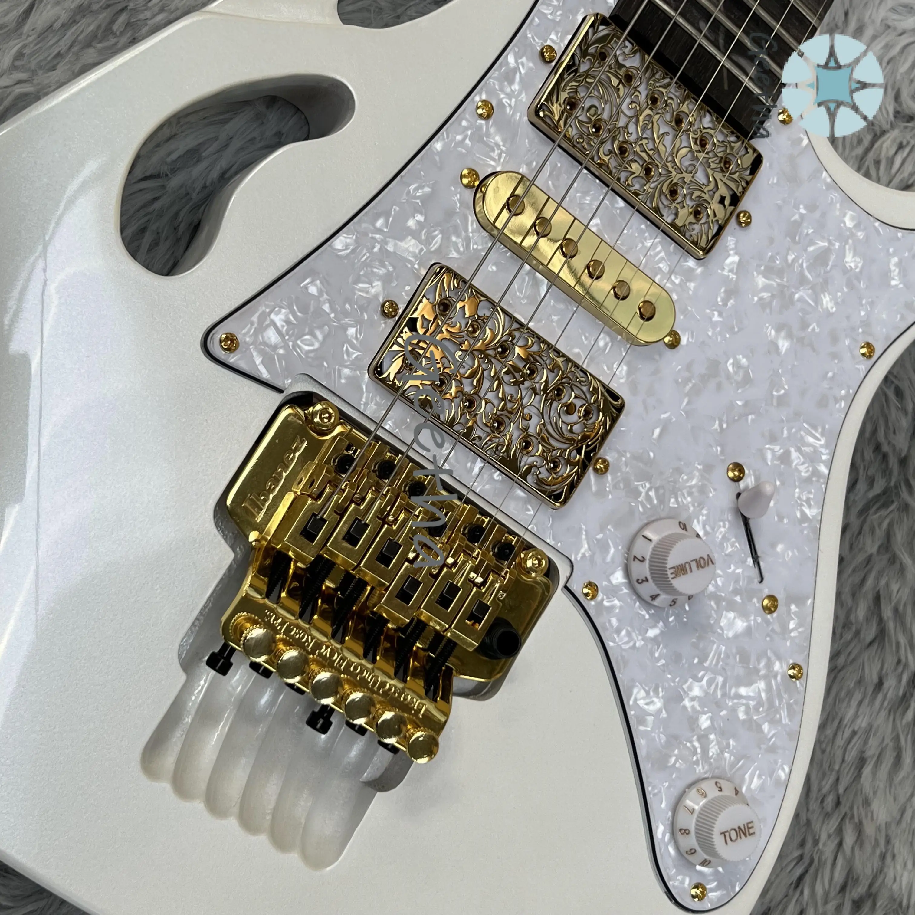 Cheapest Made in China 40inch Linden High Gloss OEM ELECTRIC Guitar