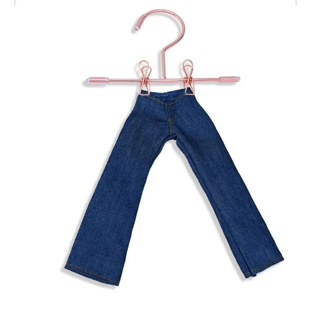 5 pçs ouro prata boneca roupas cabides de metal boneca acessórios cabide em miniatura casa de bonecas móveis mini guarda-roupa