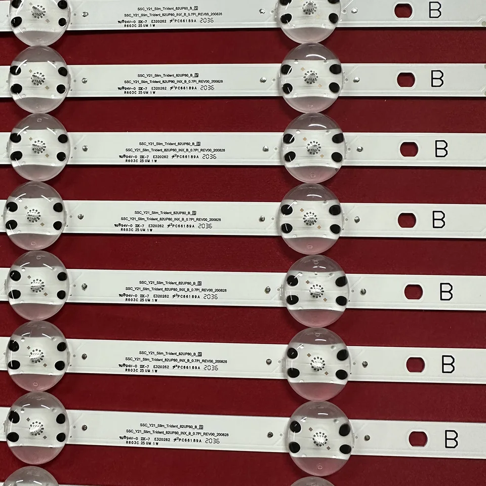 シム 10pcs LED Backlight Strips For 82