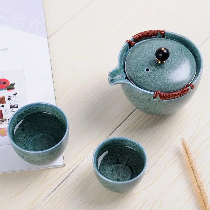 

Creative 1 Pot 2 Cups Porcelain Teapot With Stainless Steel Infuser Portable Personal Travel Ceramic Kettle Chinese Tea Pot Set