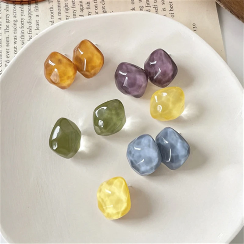 Non Pierced Irregular Geometric Ear Clip Earrings Candy Color Resin Jewelry Fashion Earcuffs For Women Pendientes Mujer