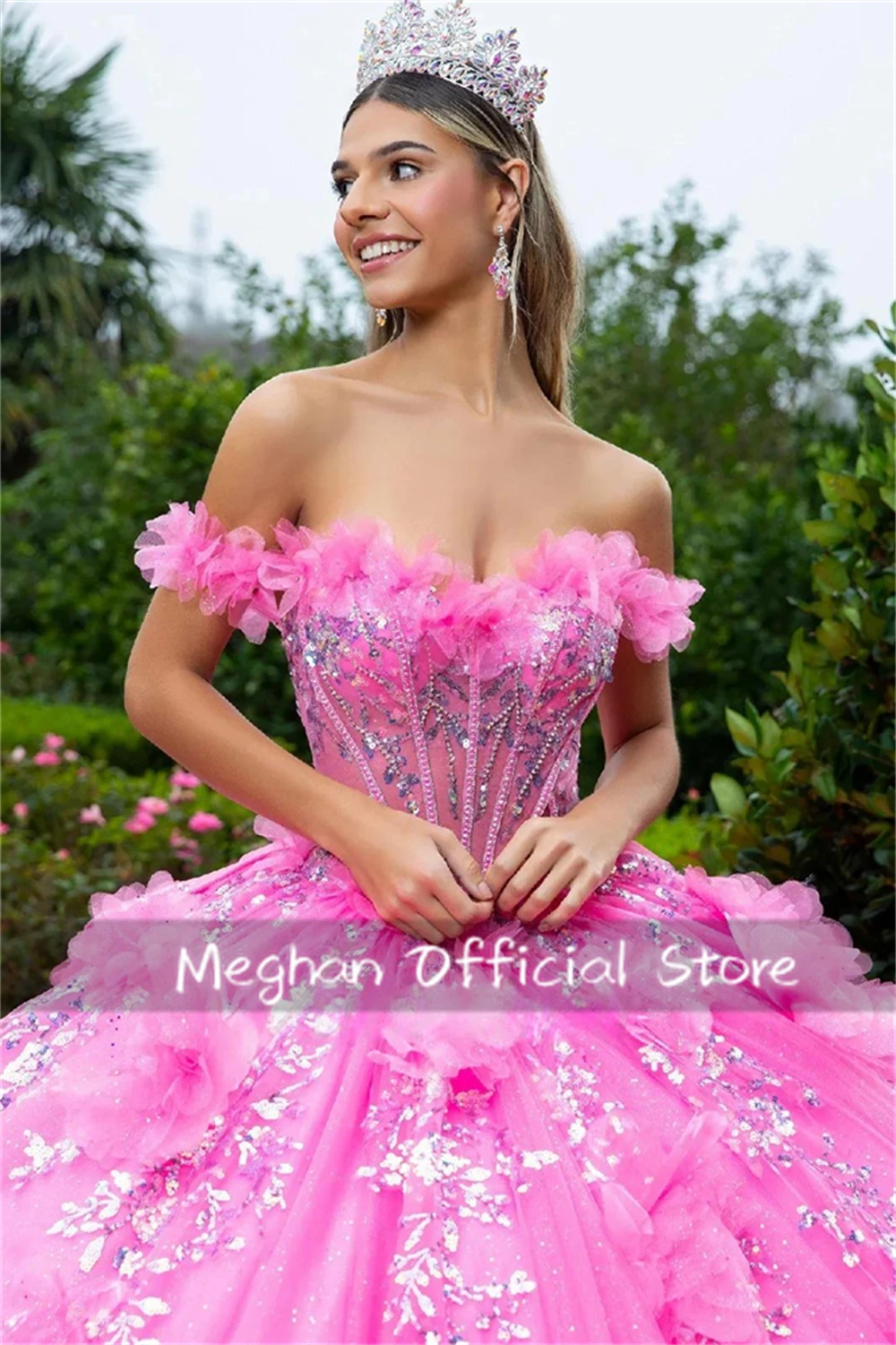 Glitzerndes rosa Ballkleid-Quinceanera-Kleid für Mädchen, herzförmig, schulterfrei, 3D-Applikationen, Vestidos de 15 Jahre, individuell gestaltet