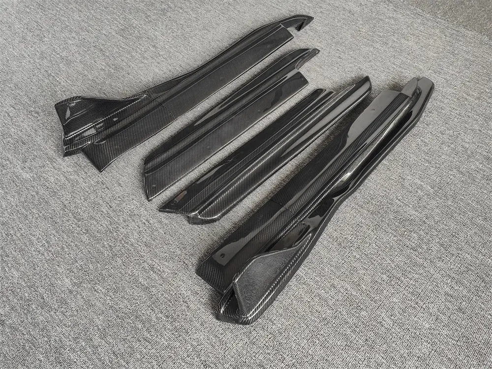 

Genuine Carbon Fiber A-Style Side Skirts and Four Piece Body Kit for Porsche Cayman 718 Boxster for Modifying Car Fenders