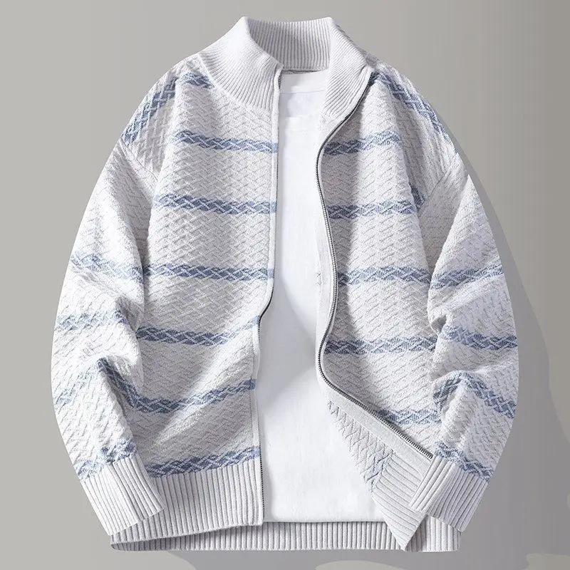 

Весенний вязаный мужской свитер в полоску, модный повседневный кардиган с длинным рукавом, теплый топ для молодежи на каждый день, полиэстер