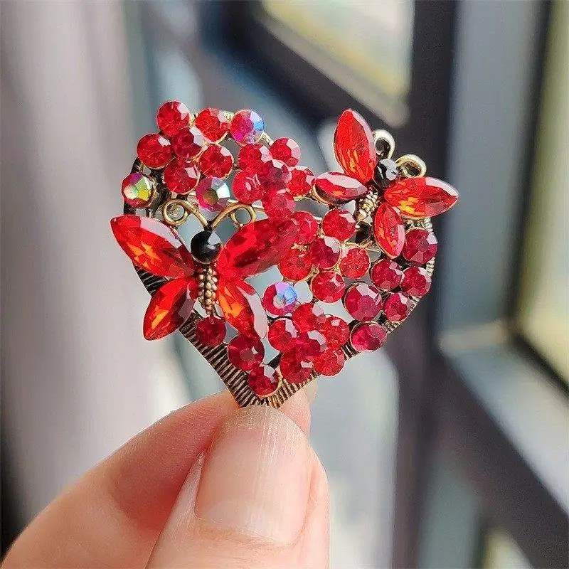 Valentine's Luxury Blue Red Crystal Love Heart Brooches For Women Rhinestone Butterfly Party Brooch Pins Lovers Jewelry Gift