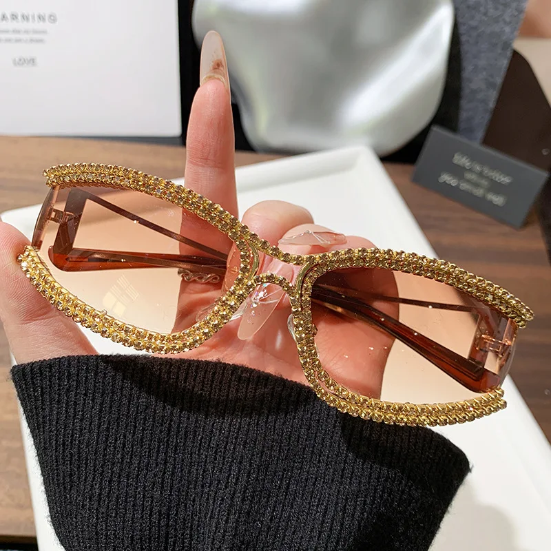 

Y2K Sunglasses 2025 New Retro Diamond Inlaid Quality Glasses Cat Eye Sunscreen Premium Sunglasses for Women