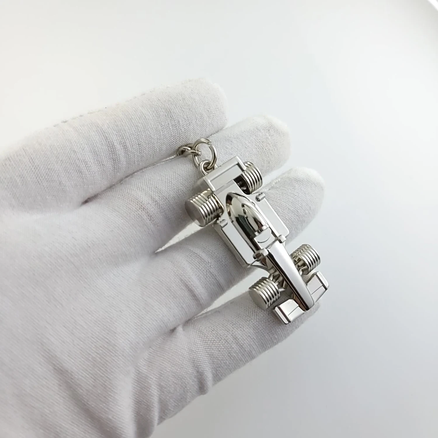 30pcs-f1-themed-keychain-gift-for-drivers-track-car-keychain-party-favor-key-ring-for-collectors-enthusiasts