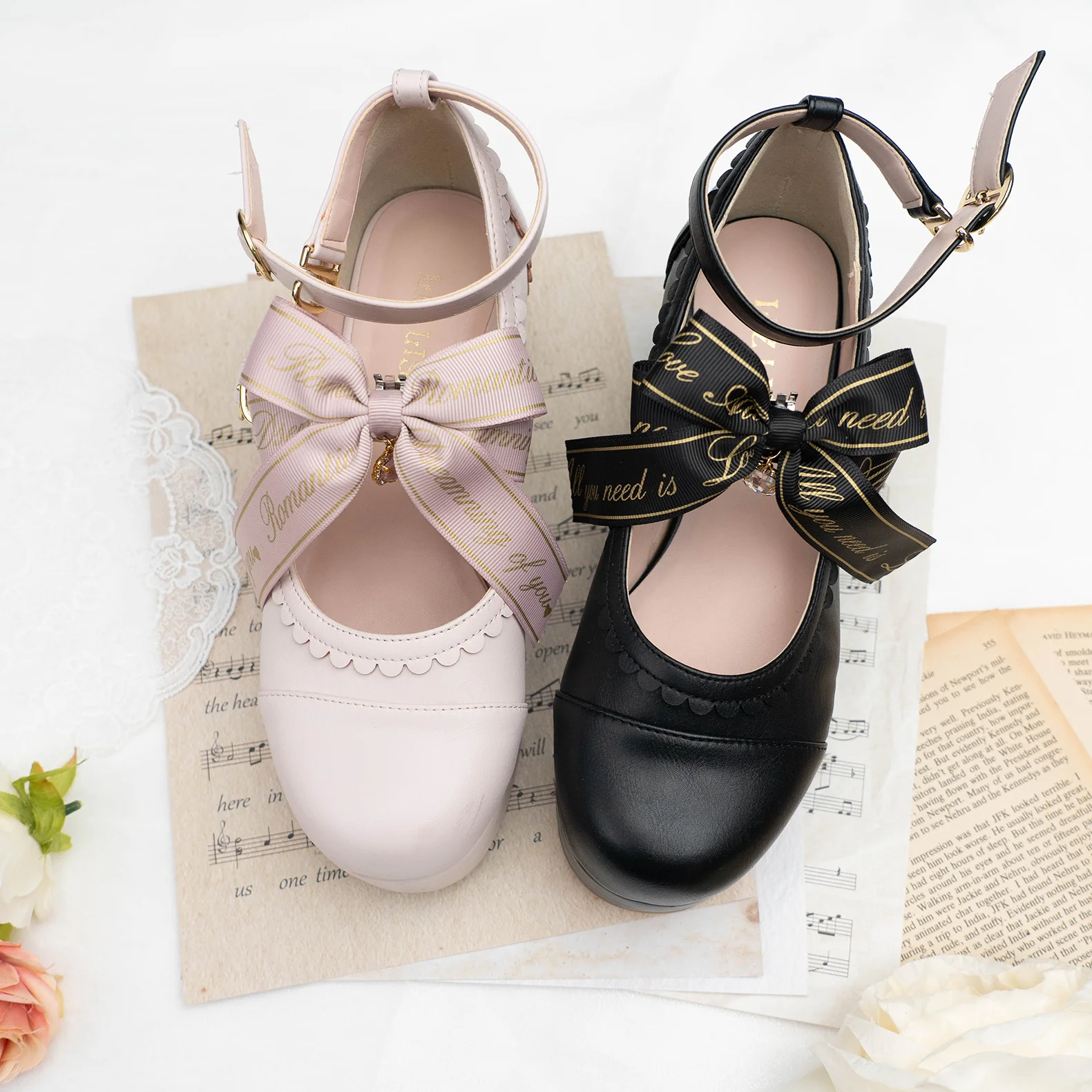 Japanese Style Sweet and Cute Letter Shoe Clip Shoe Buckle Fashion High-End All-Match Bow Diamonds Women's Shoe Clip Barrettes