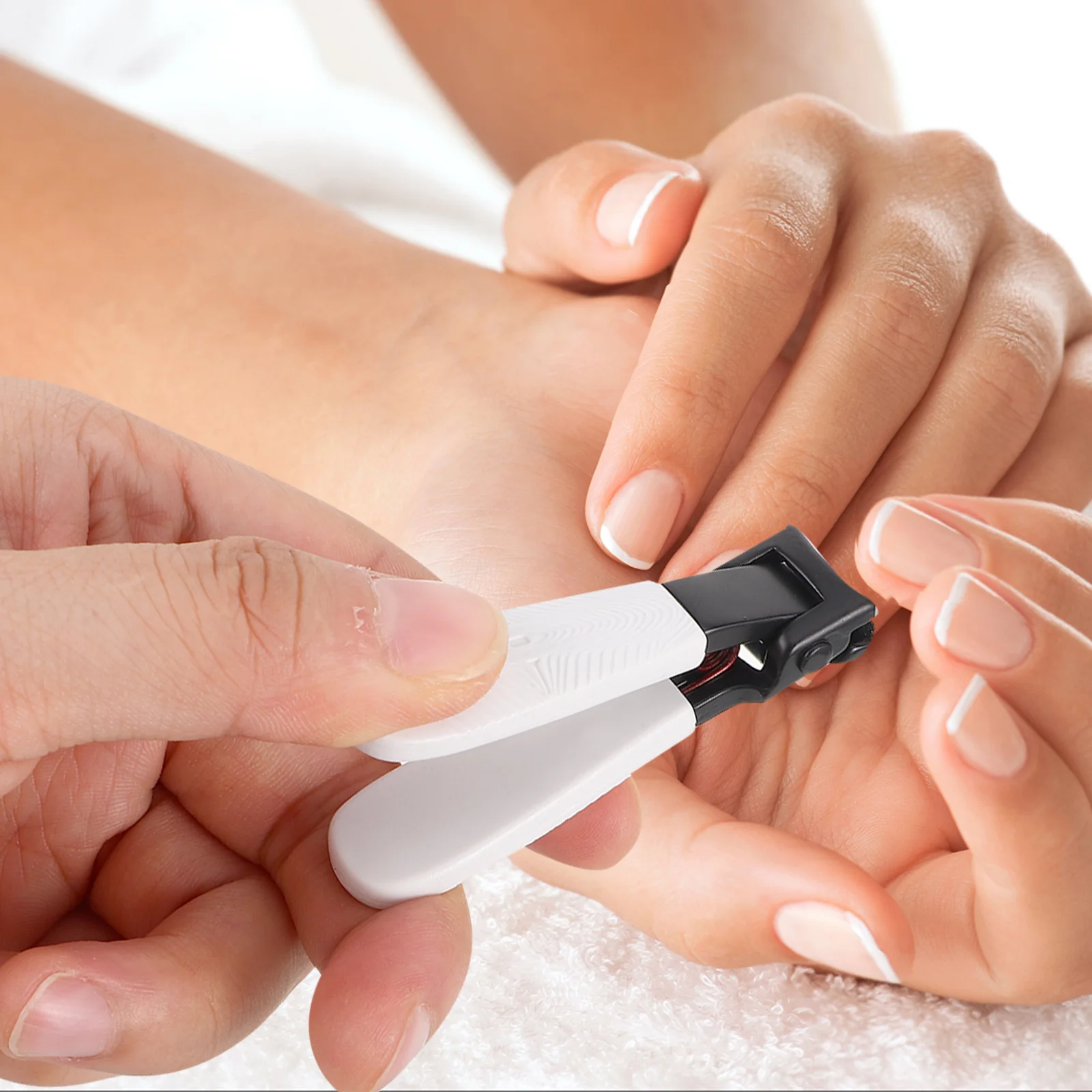 

Large Opening Toenail Clipper Professional Heavy Duty Nail Clipper for Thick Nails Men Seniors Fingernail Nail Trimming Kit