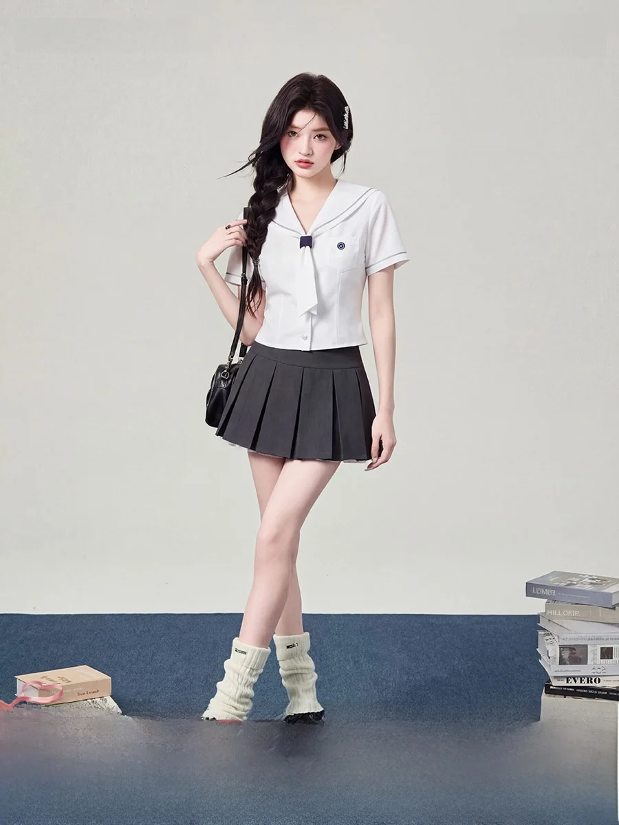 

Mrs. Flower Bell JK Uniform Short Sleeve Sailor Collar Shirt Women's Summer New Graduation Season School Uniform Top