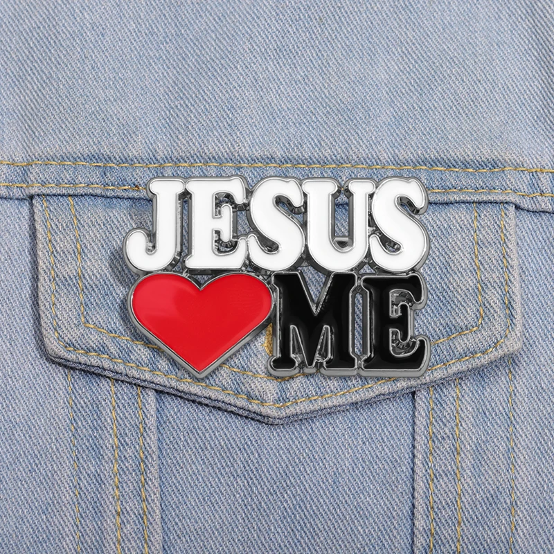 Christian Clothing Accessories Metal Brooches Jesus Love Me Cartoon Enamel Pins Creative Backpack Lapel Badge Gift for Friends