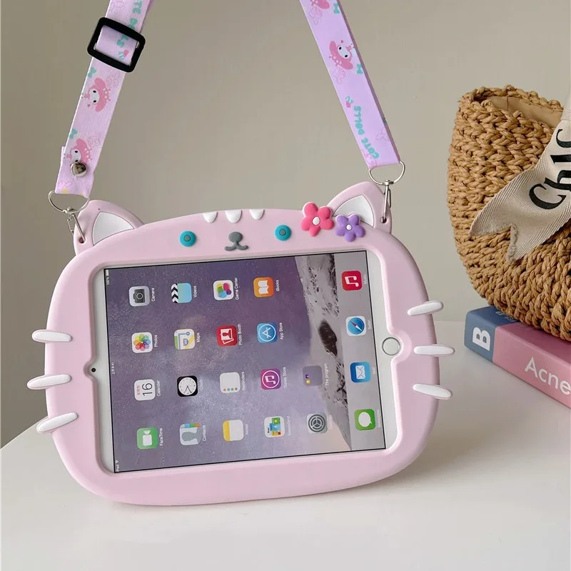 حافظة دوارة على شكل قطة لهاتف سامسونج جالاكسي تاب A8 A9 A9Plus Coque اللوحي لهاتف جالاكسي تاب P610 T220 T290 T500 T510 غطاء سيليكون للأطفال