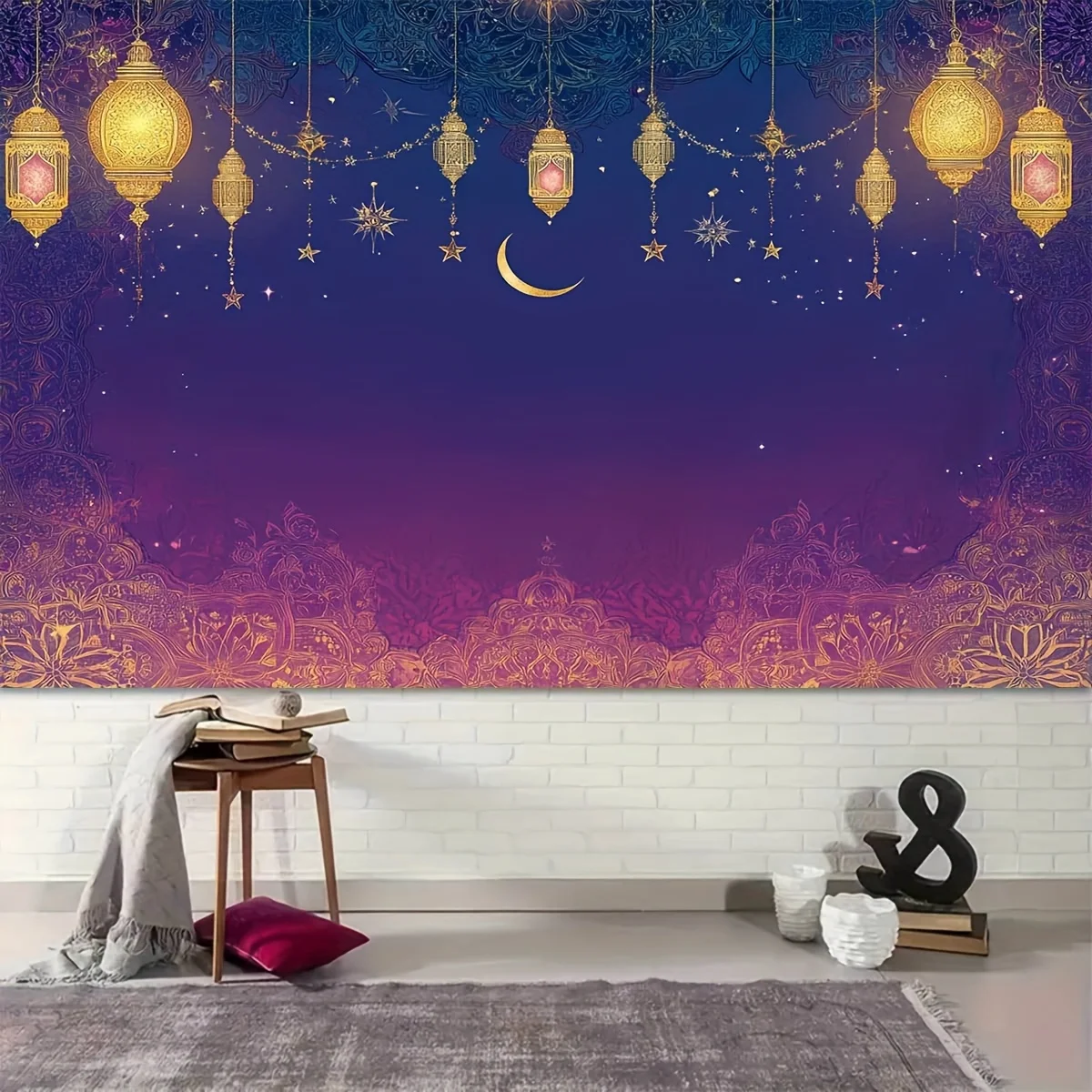 لافتة خلفية رمضان - فوانيس ذهبية معقدة وتصميم قمر الهلال على التدرج الأزرق الداكن إلى الأرجواني