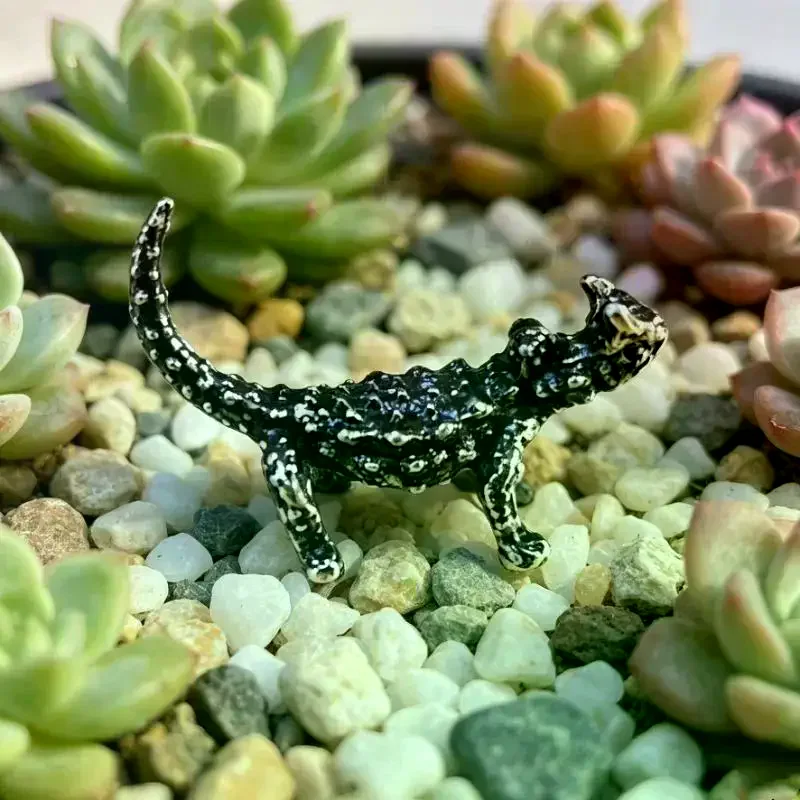 1Pc Alloy Horned Lizard Figurine Vintage Finish Mini Animal Statue For Desktop Decor Collectible Gift