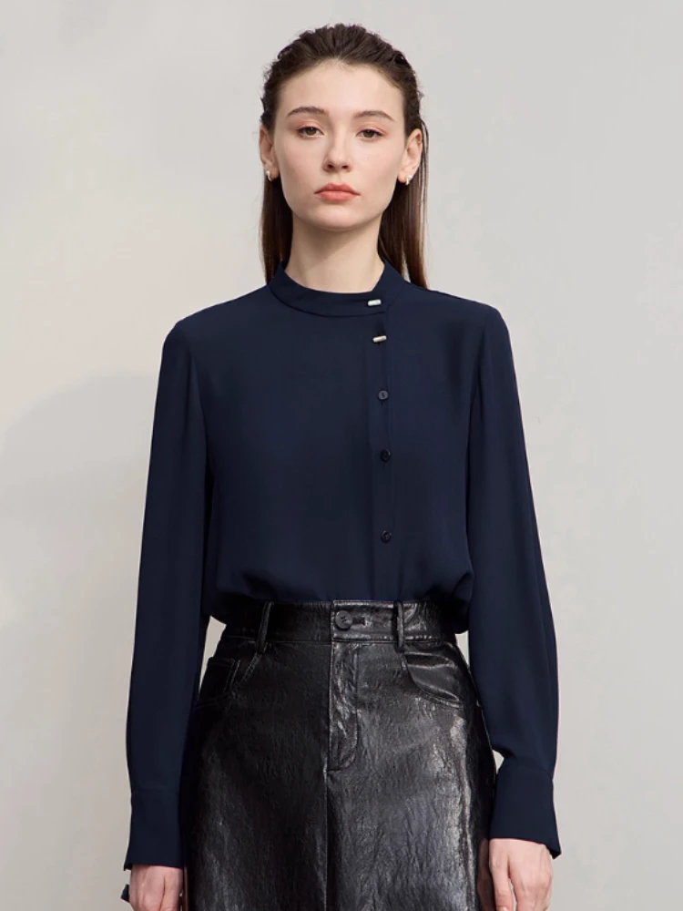

AMII Women's Shirt 2025 Autumn New Elegant Commuter Style Top Female Stand-up Collar Chiffon Loose Solid Women's Blouse 12523177