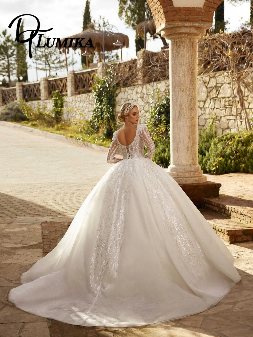 فستان زفاف أنيق برقبة مستديرة فستان زفاف ساحر مزين بالتر فستان زفاف رسمي بأكمام طويلة بطول الأرض مخصص #3