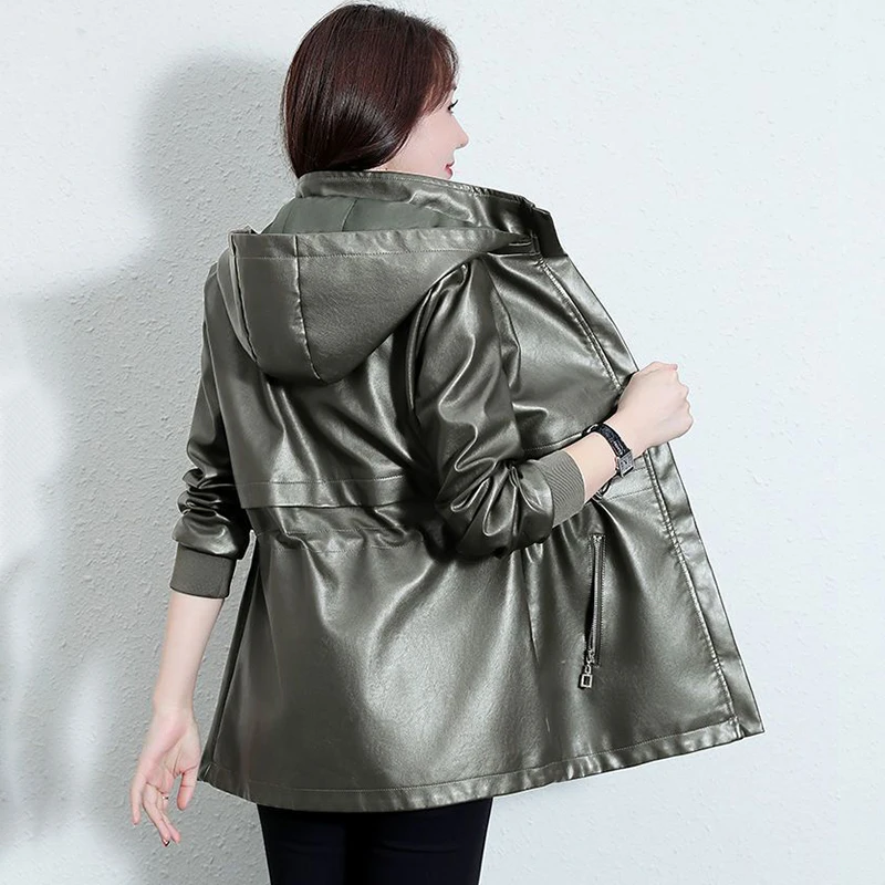 ミディアム丈レザージャケット アウター レディース 2025年秋新作 高級感 ゆったり カジュアル 裏起毛 厚手 暖かい フード付きレザージャケット