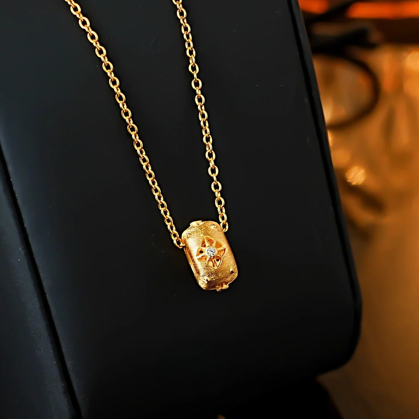 

Новое серебряное ожерелье S925 с матовой звездой, ручная работа, матовая текстура, четыре листа клевера, дорожные щипцы, ювелирные изделия