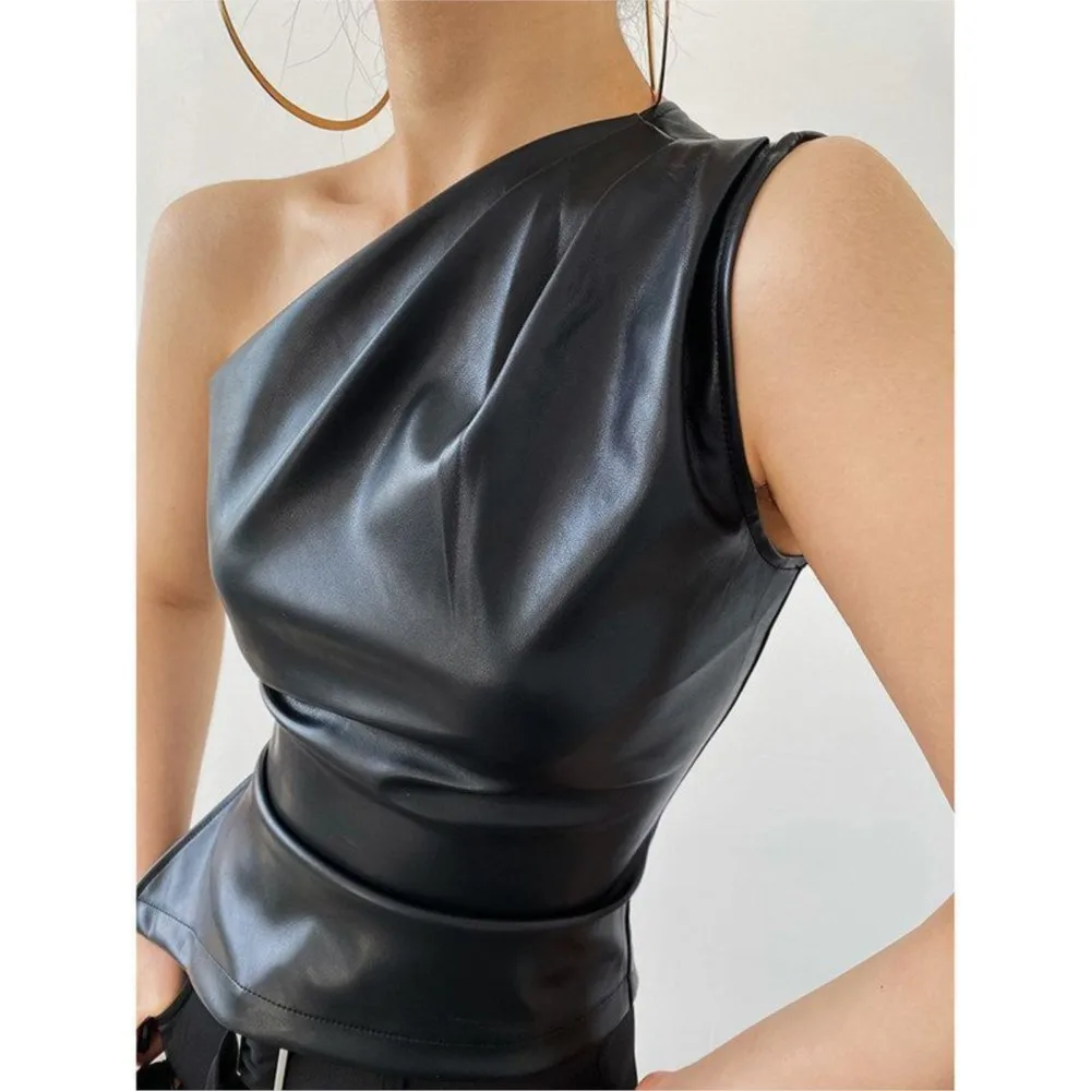 New Sweet And Cool Inner Layer Spicy Girl Zipper Leather Vest Women's Summer Slimming And Figure-hugging Black Top