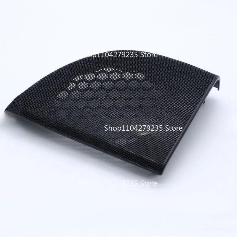 

Подходит для Mercedes Benz C-Class, крышка звукового сигнала, черная, правая A20372704889051, левая A20372703889051