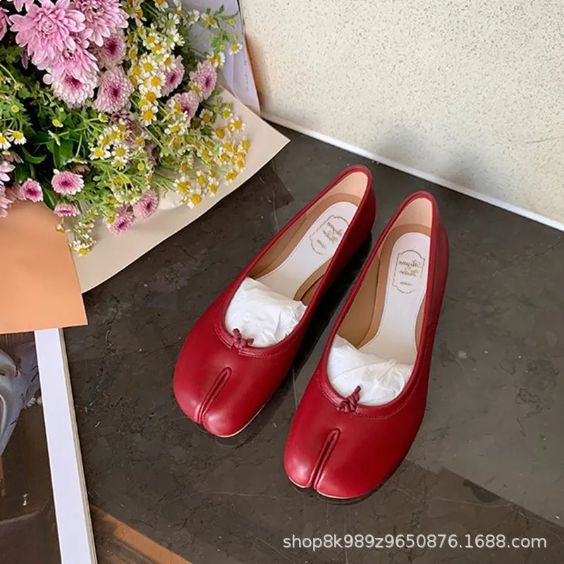 

2025 women's split toe shoes flat bottom toe shallow mouth shoes women's shoes