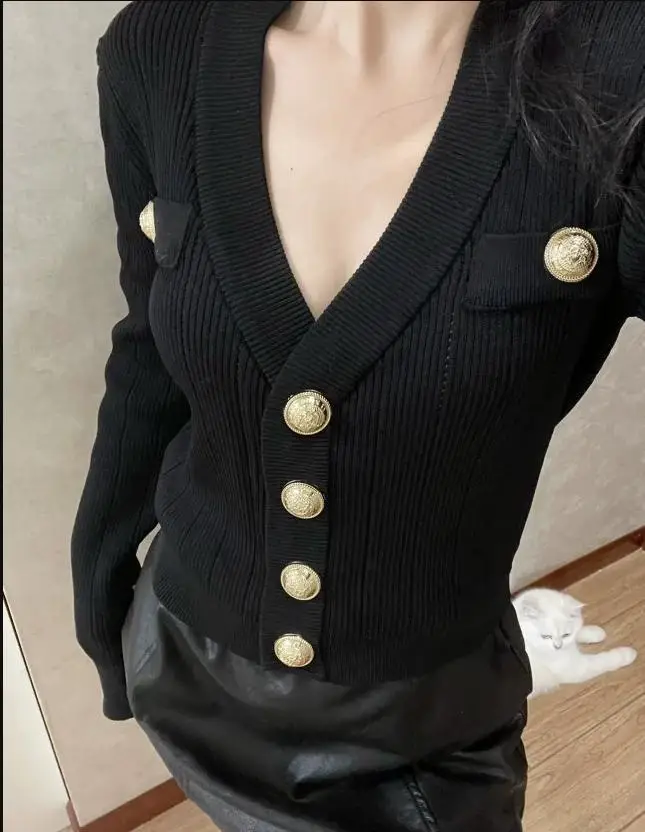 Cardigan en tricot à boutons dorés pour femme, pull court à manches longues, veste ajustée, haut pour adolescente, tenue Vintage des années 90, automne et hiver