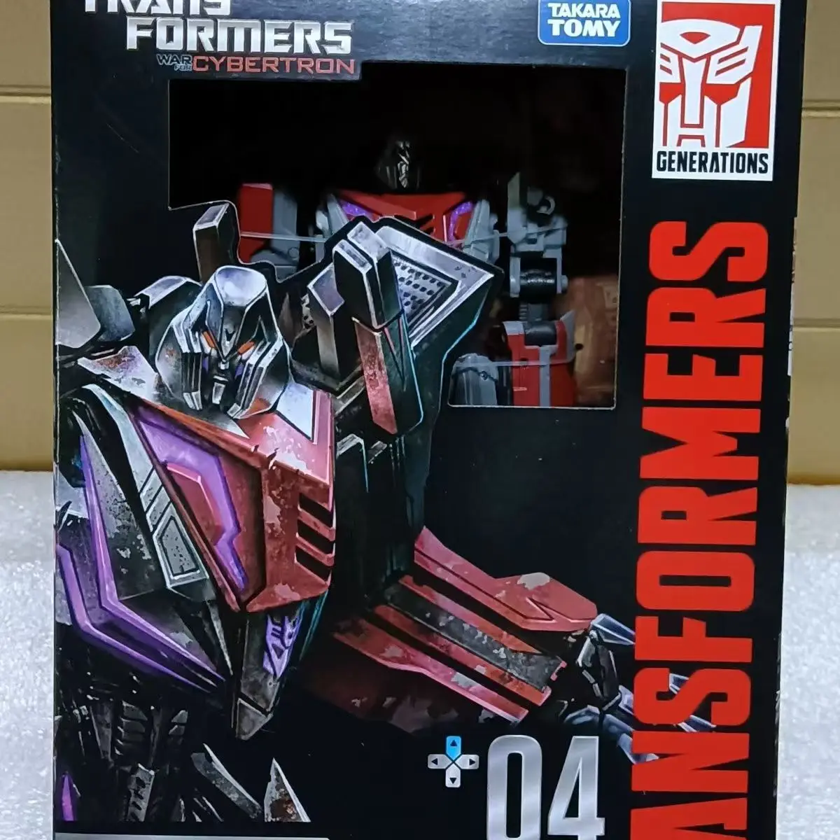 

Совершенно новый в оригинальной коробке, фигурки трансформера G1 Мегатрона, украшение для студии, фигурки, украшения, робот, игрушка, праздничные подарки