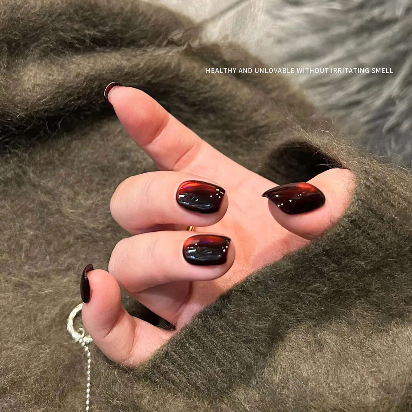 10ML 1PCS Red Black Glass Bead Magnet Cat Eye Gel Nail Polish Autumn Nails Top Selling Whitening Red Nails UV Light Nails