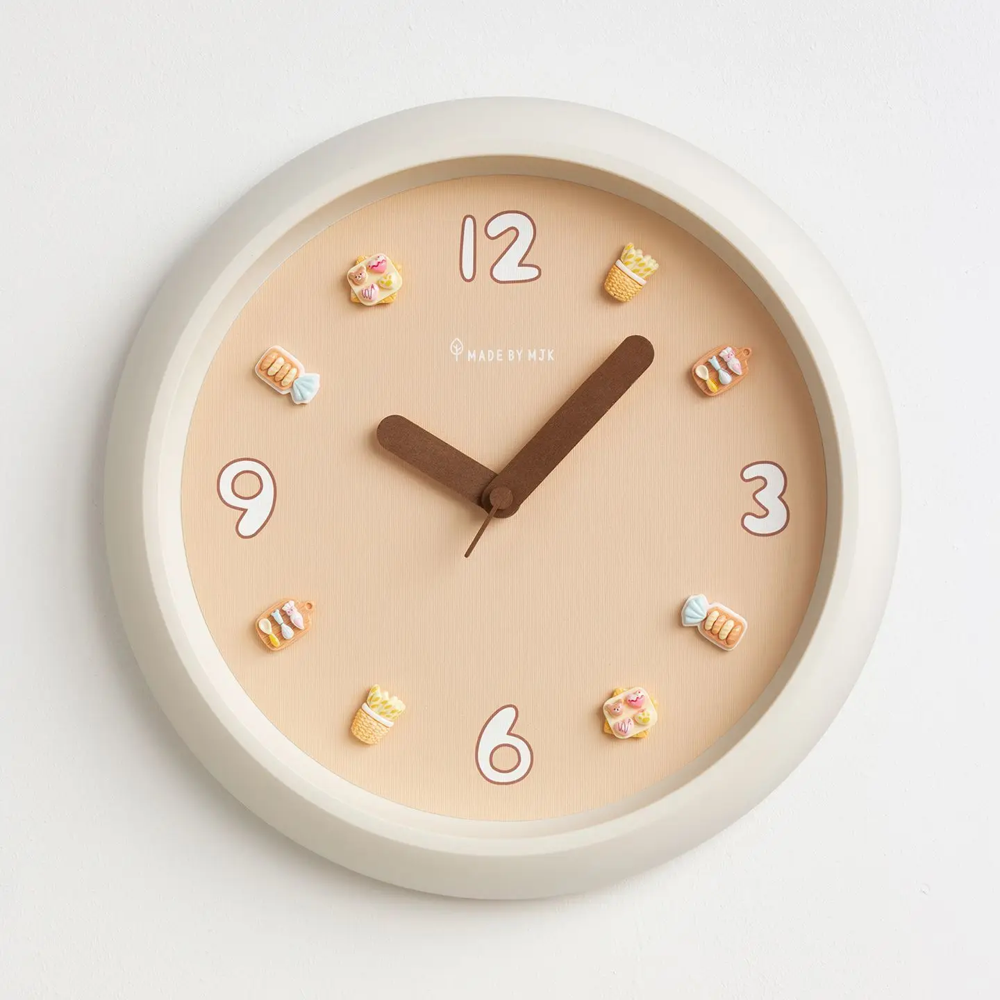 Simple Creative Silent Clock Art Quartz Wrought Iron Living Room Mute Wall Hanging Clock Watch Home Decoration Wholesale