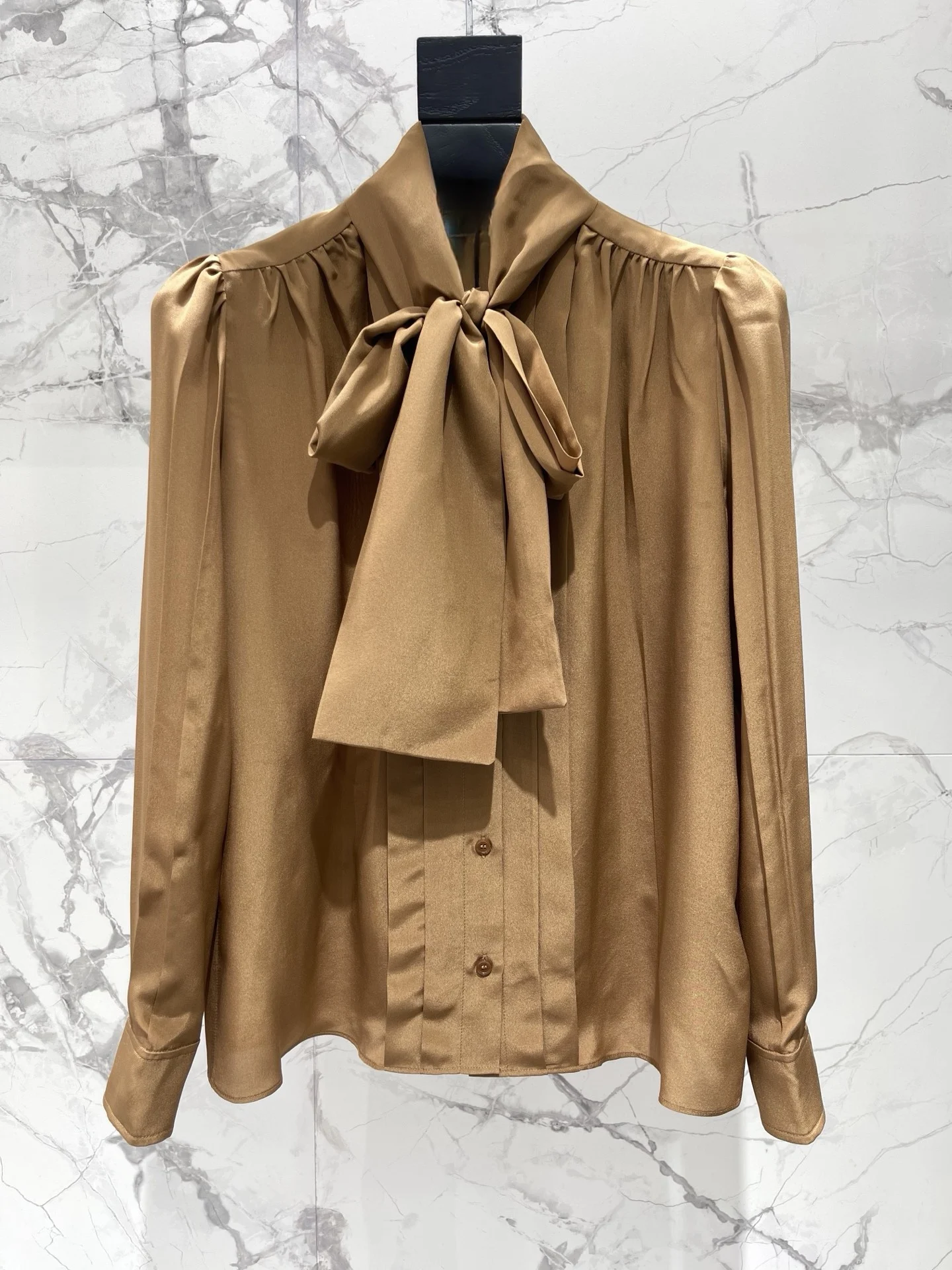 

Элегантная модная женская блузка с длинным рукавом, утягивающая, с бантом, универсальная, в стиле ретро, трендовая, весна 2026