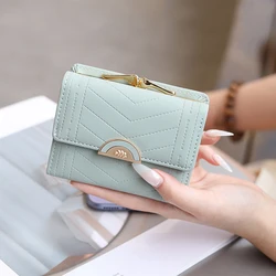 Autumn and winter new women's short wallet Korean PU high texture iron frame diamond lattice small square bag simple everything