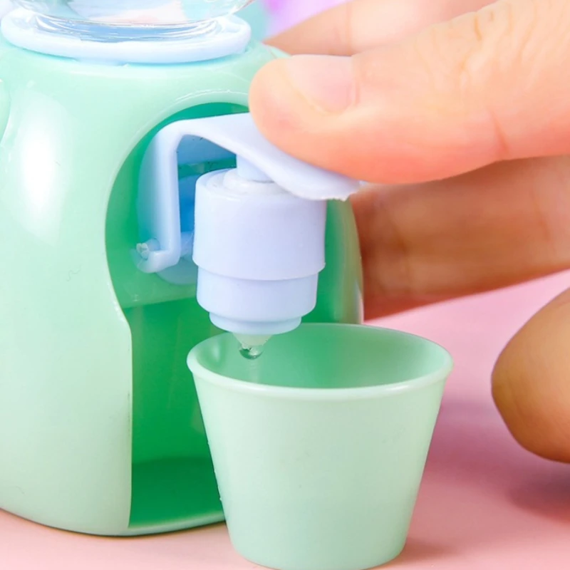 귀여운 랜덤 색상의 미니 어린이 물 디스펜서 장난감, 물, 주스, 우유를 마시는 분수대 시뮬레이션 주방 장난감