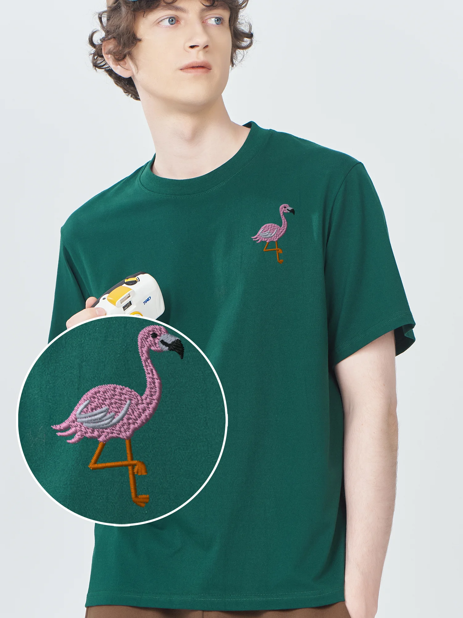 

Embroidered Flamingo Tshirt 100% Cotton Illustration Embroidery T-Shirts New Listing Funny T Shirts Camisetas De Hombre Clothing