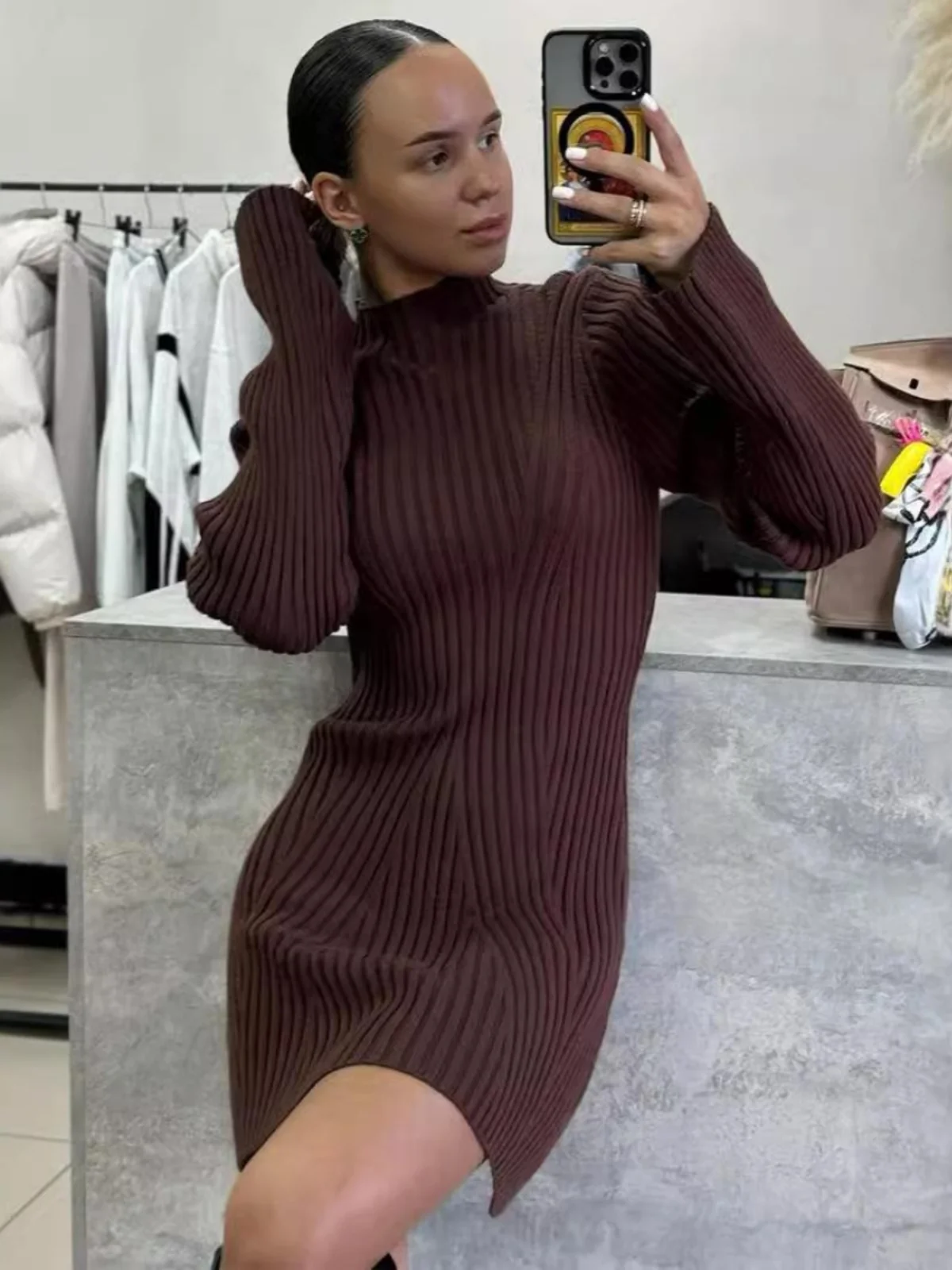 Vestido de malha macia com gola alta 2025 feminino cor pura pulôver de manga comprida peça de camada de inverno