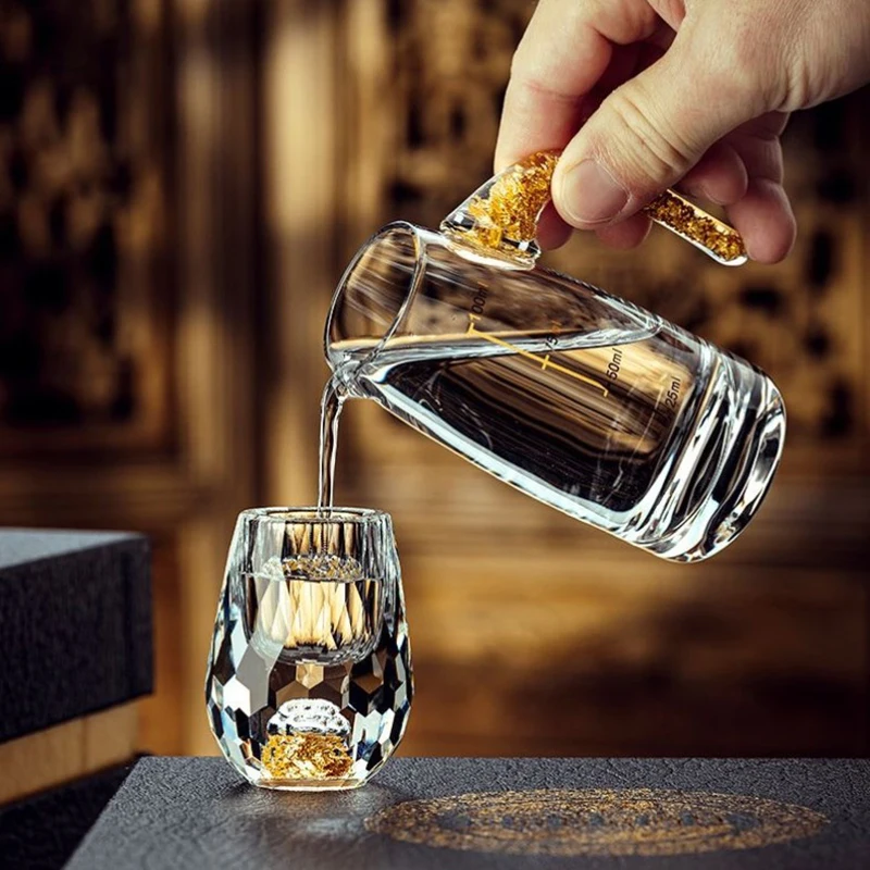 Luxury Crystal Glass Vodka Glass Sake Shochu Glass Bar Liqueur Double Bottom Gold Foil Glass Tea Cup High-end Gifts Hard Liquor