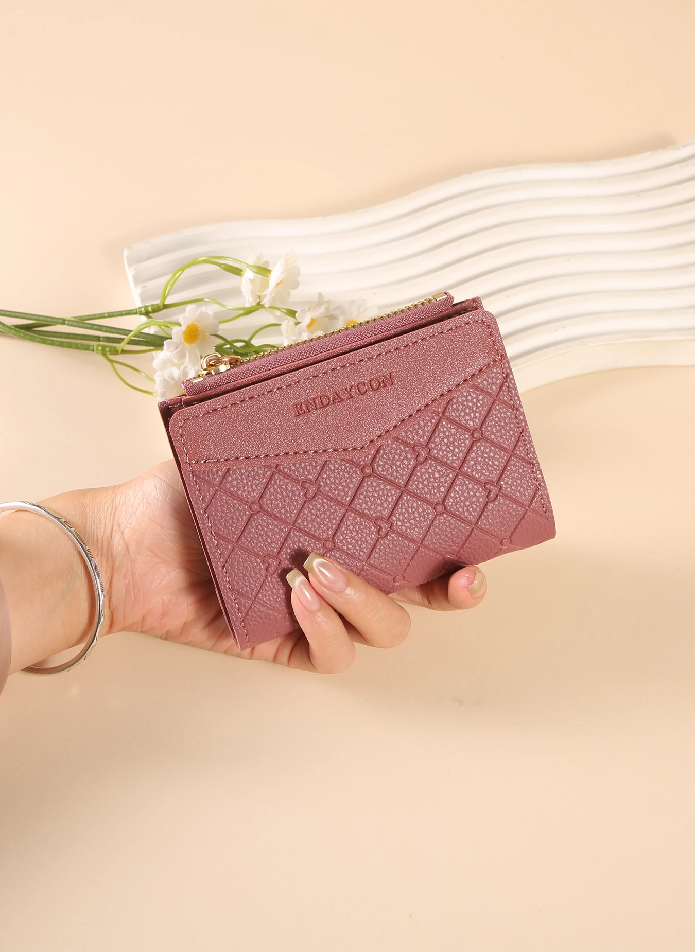 

Горячая новинка 2026: Женский кошелек в клетку с цветовыми блоками | Надежная молния | Держатель для студенческого билета и монет ✨