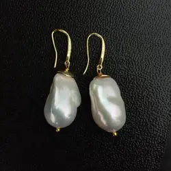 Y·YING White Baroque Pearl Dangle Stud Hook Simple Earrings