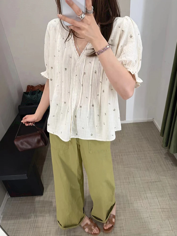 

Spring Summer Floral Embroidery Ruffle Bubble Sleeve V-Neck Hook Lace Trim Women's Shirt French Style Fit Cotton Blouse