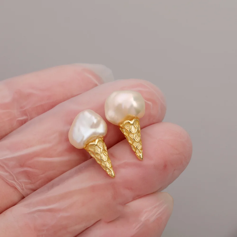 

925 Silver Needle Ice cream ice cream earrings Fresh Water Baroque shaped pearl studs sweet maiden elegance