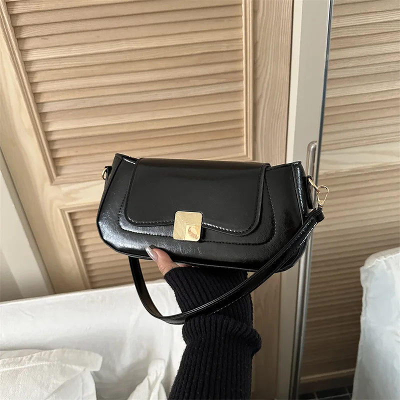 Simple Minority Retro Handbag Flip Saddle Bag Feminine Shoulder Slung Light Luxury Solid Color Small Square Bag