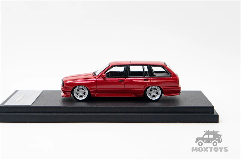 Mortal 1:64 3 Series E30 Touring Lowride AIT Show 2024 Special Edition Diecast Model Car