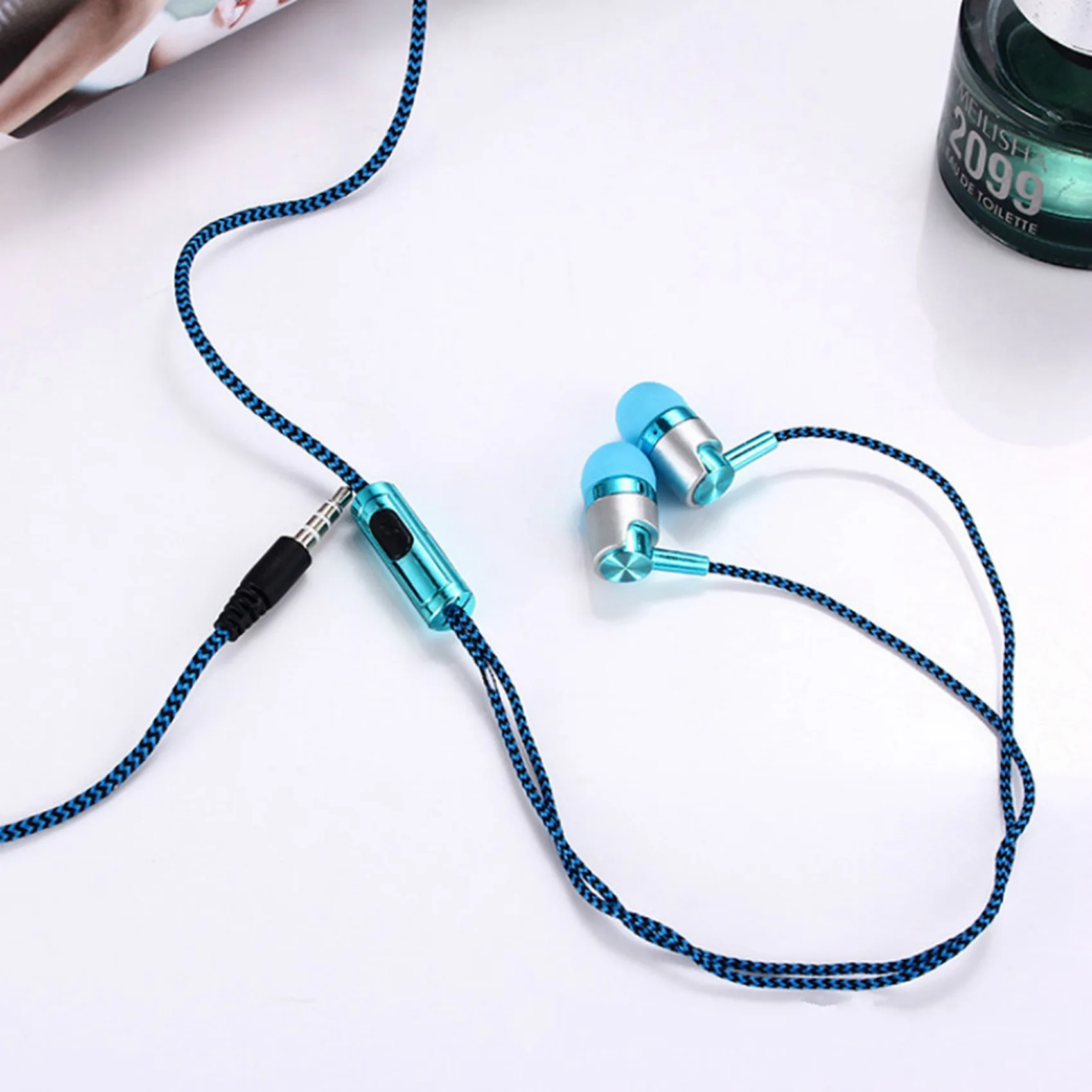 ABGI-2X H-169 3,5-mm-MP3-MP4-Subwoofer-Kabel, geflochtenes Kabel, universelle Musik-Kopfhörer mit Mikrofonsteuerung (blau) – Detail 3