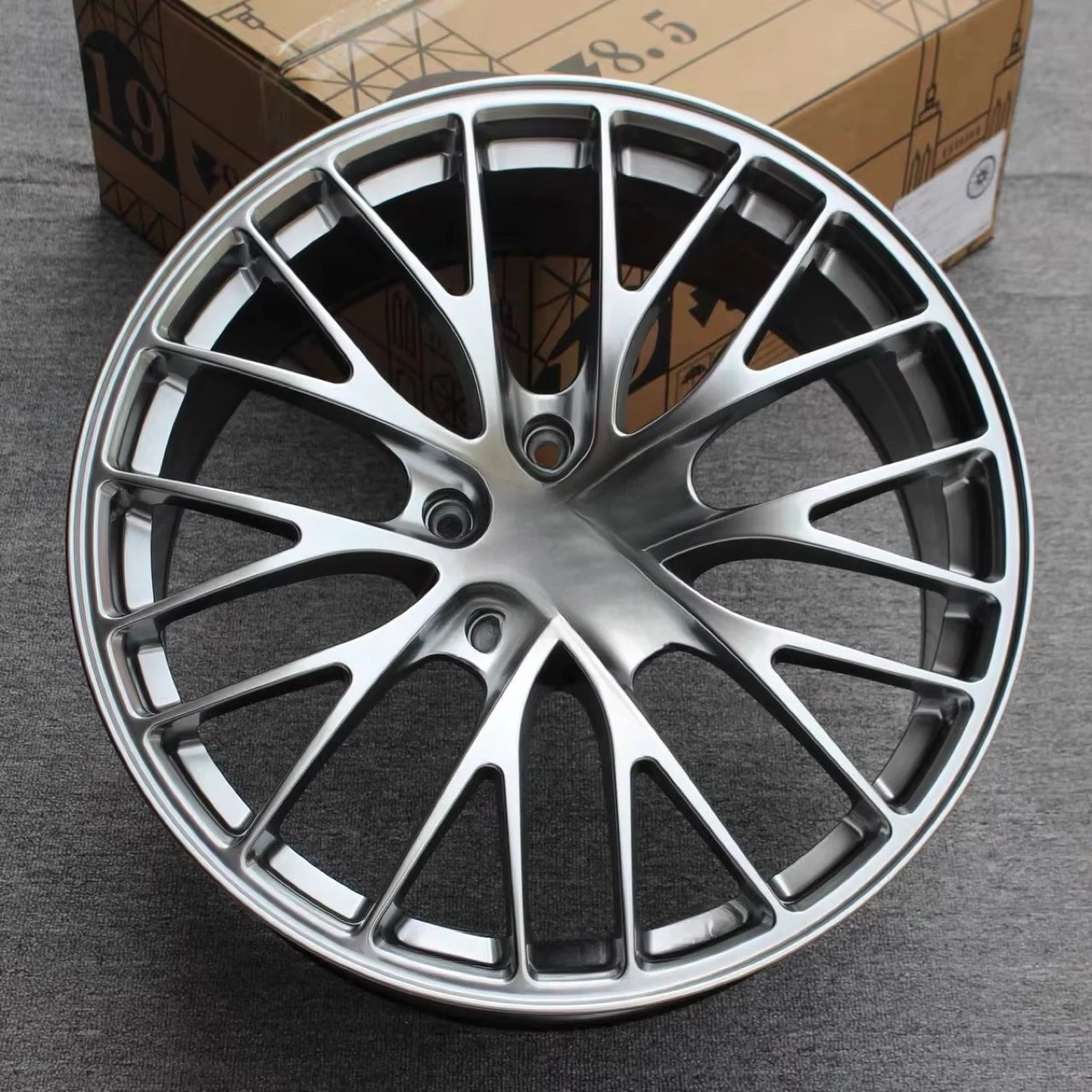 

Rotary press car wheels, 18 inches, 19 inches