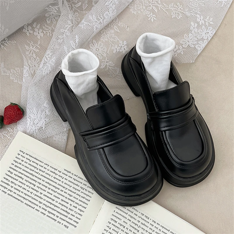 

Loafers Women Round Toe Lolita Pumps Shoes Leather Thick Heeled Shoes Ladies School JK Uniform Style Casual Shoes Summer 2023