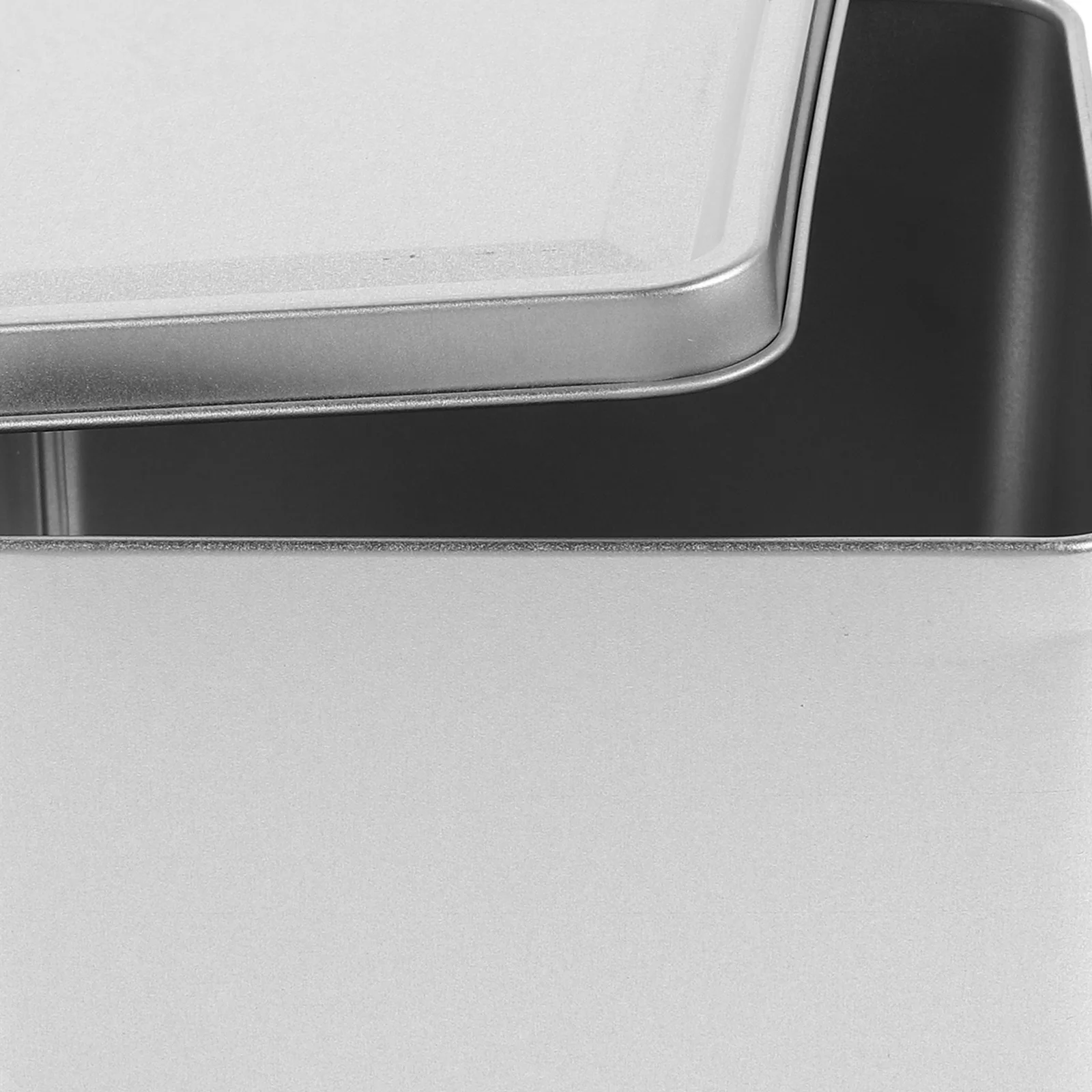 

Tinplate Storage Case Tinplate Cookie Box Candy Box Metal Container Sealed Lid Keeps Dry Fresh Home Office Use