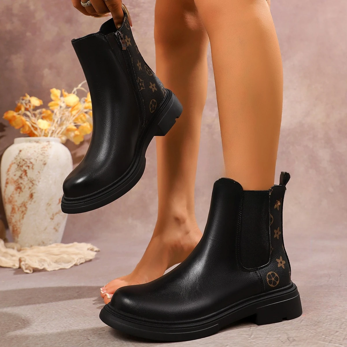 

Женские ботинки в стиле ретро, ранняя осень, английский стиль, круглая голова, толстая подошва, тонкие ботинки, женские короткие ботинки на толстом каблуке с эластичной лентой