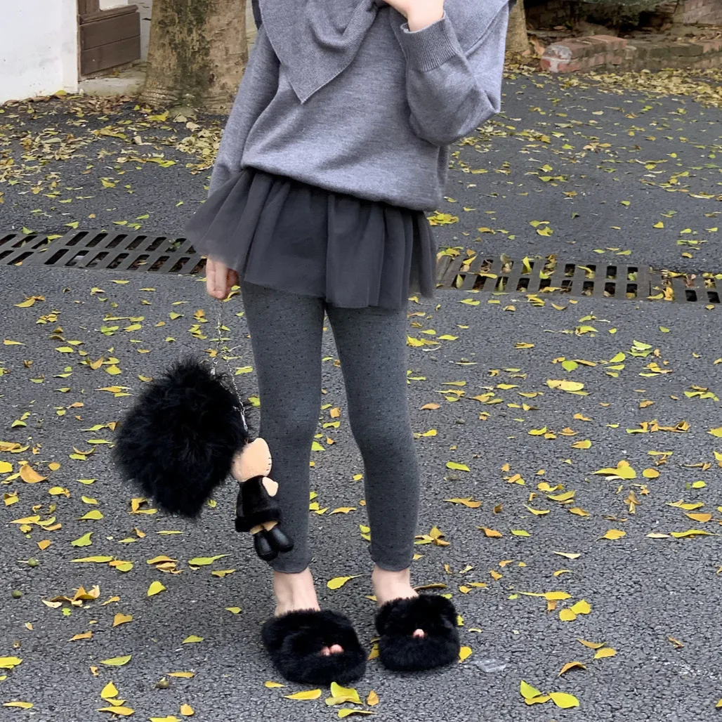 

Girls Underpants 2025 Autumn New Style Fake Two Piece Skirt Pants Slim Fit Outerwear Fashionable Daily Style